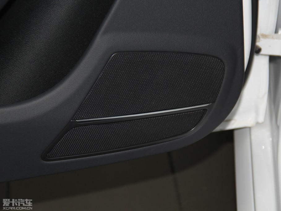 2013WA4L 35 TFSI CVT(bio)(zhn)