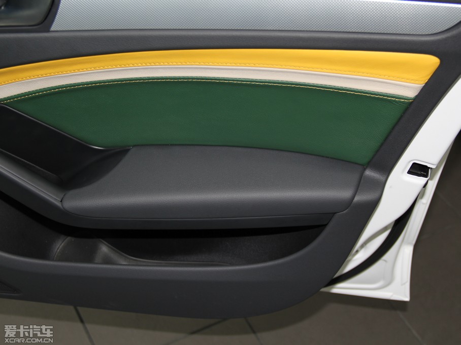 2013WA4L 35 TFSI CVT˜ʰ