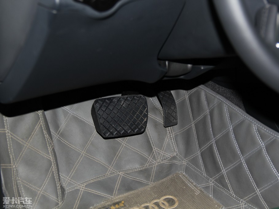 2013WA4L 35 TFSI CVT˜ʰ