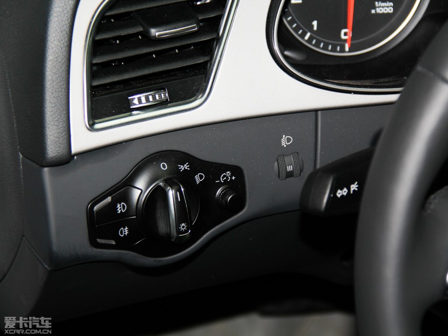 2013WA4L 35 TFSI CVT˜ʰ