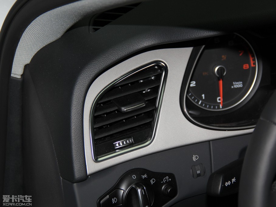 2013?yun)WA4L 35 TFSI CVT(bio)(zhn)