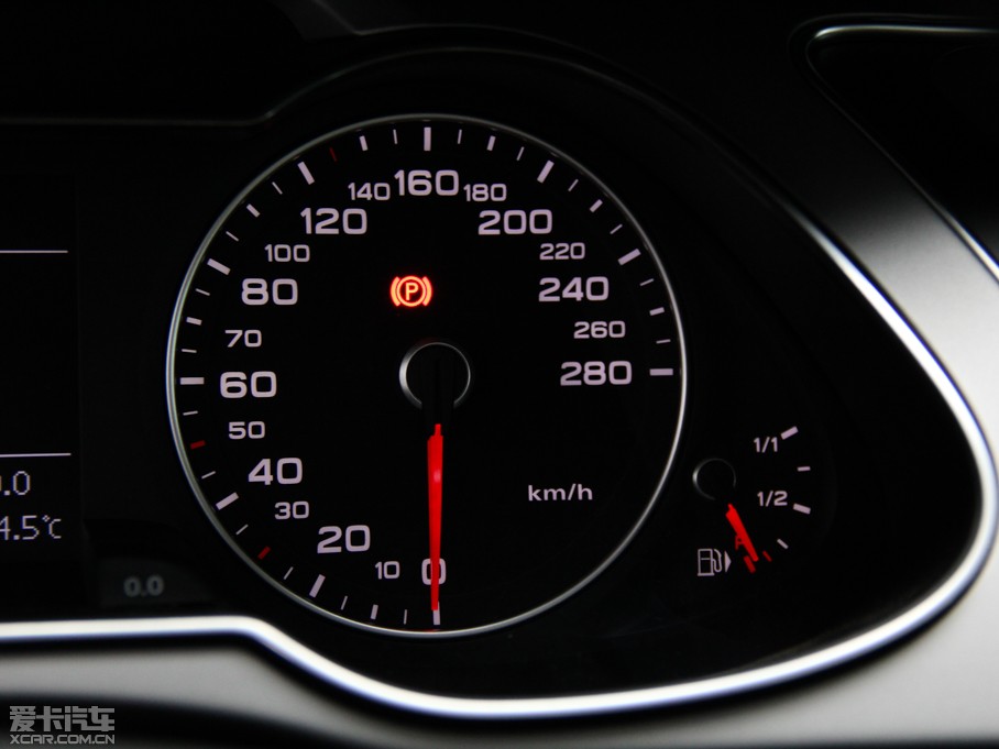 2013WA4L 35 TFSI CVT(bio)(zhn)