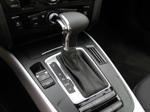 一汽-大眾奧迪2013款奧迪A4L