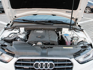 201340 TFSI quattro Ԅ\Ӱ 