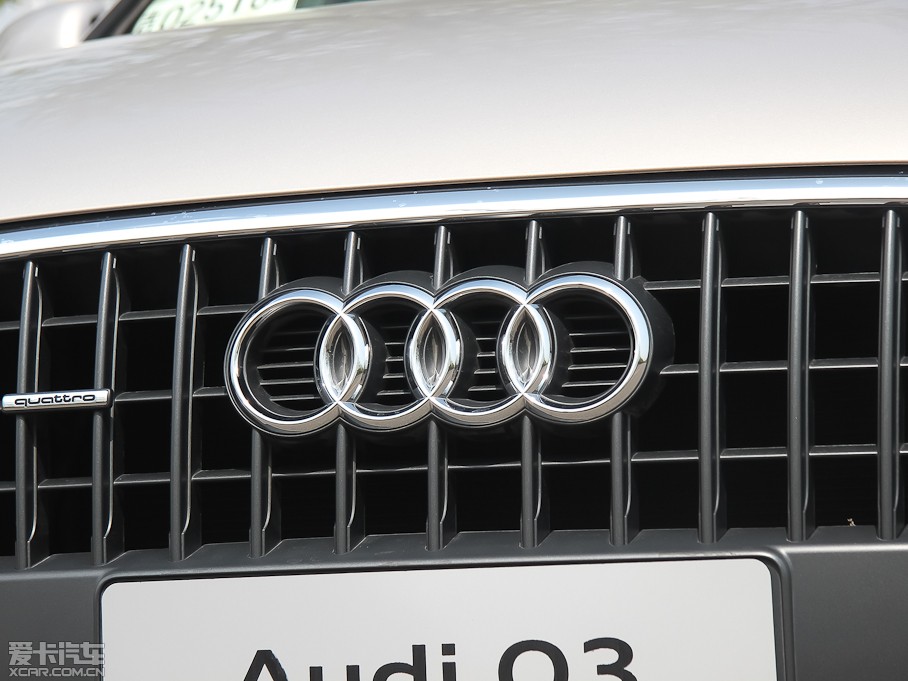 2013WQ3 40 TFSI quattro A