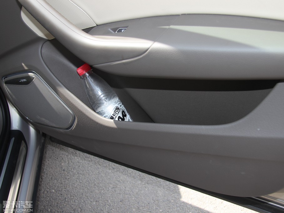 2013WQ3 40 TFSI quattro A