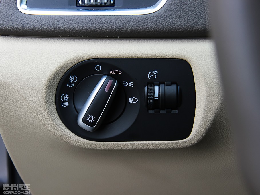 2013WQ3 40 TFSI quattro A