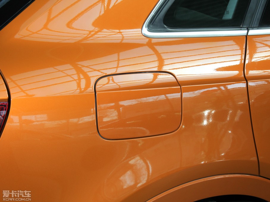 2013?yun)WQ3 35 TFSI quattro m