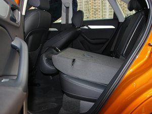 2013款35 TFSI 舒适型 后排座椅放倒
