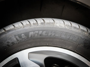 201340 TFSI quattro A ݆̥Ʒ