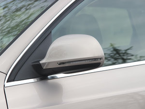 201340 TFSI quattro A ^