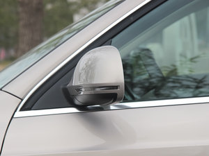 201340 TFSI quattro A ^