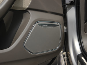 201340 TFSI quattro A п؅^