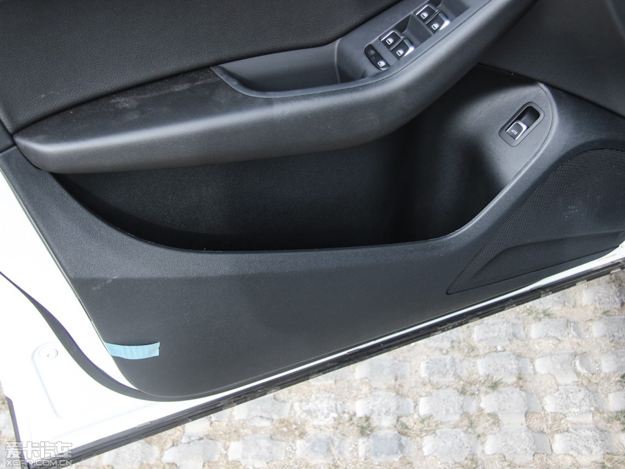 2013WQ5 40 TFSI g(sh)