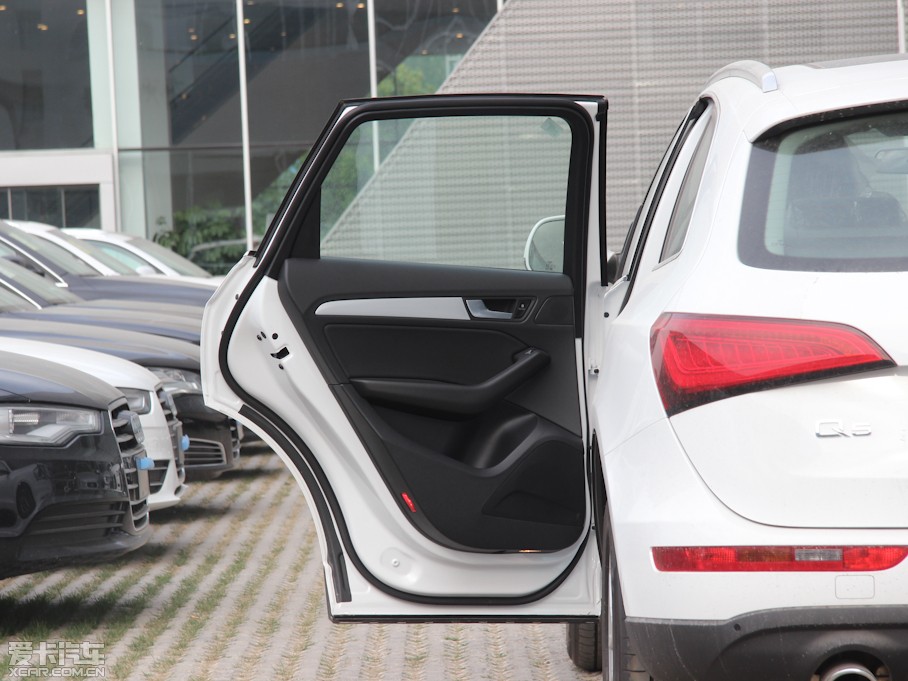 2013?yun)WQ5 40 TFSI g(sh)