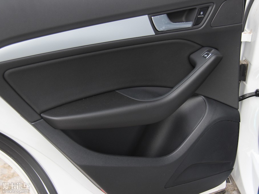 2013WQ5 40 TFSI g(sh)