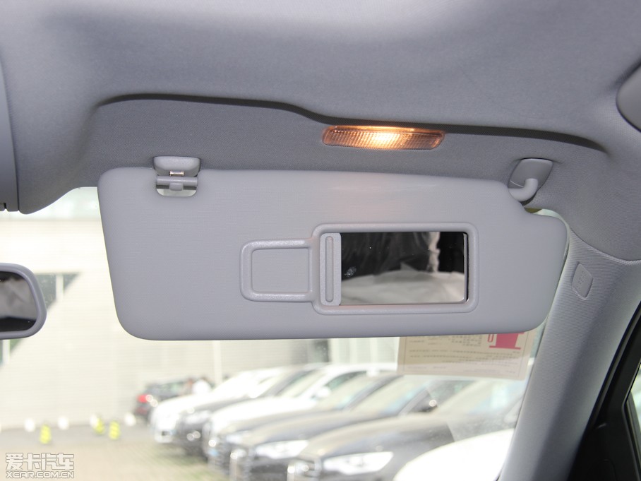 2013WQ5 40 TFSI g(sh)