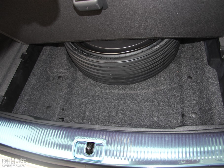 2013WQ5 40 TFSI g(sh)