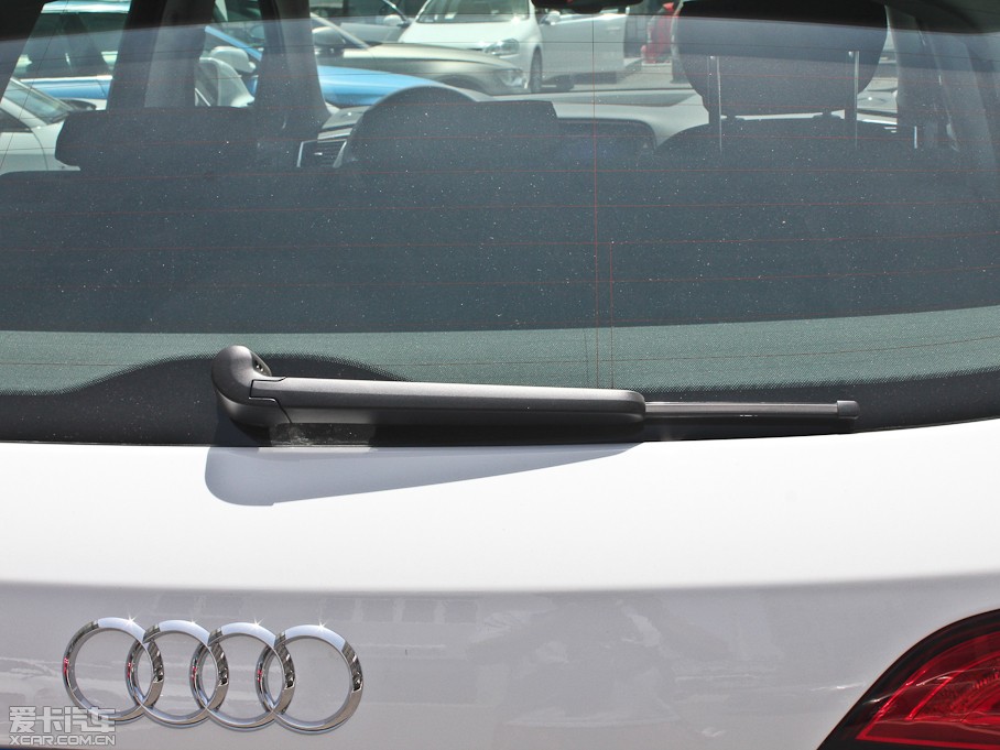 2013?yun)WQ5 40 TFSI m