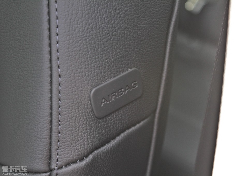 2013?yun)WQ5 40 TFSI m