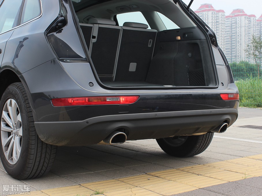 2013WQ5 40 TFSI g(sh)