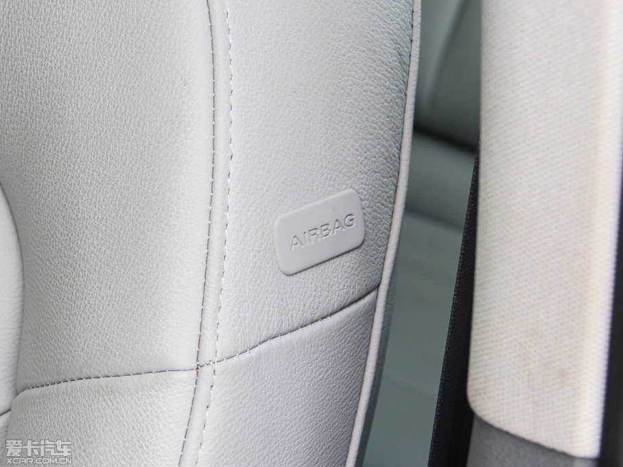 2013?yun)WQ5 40 TFSI m