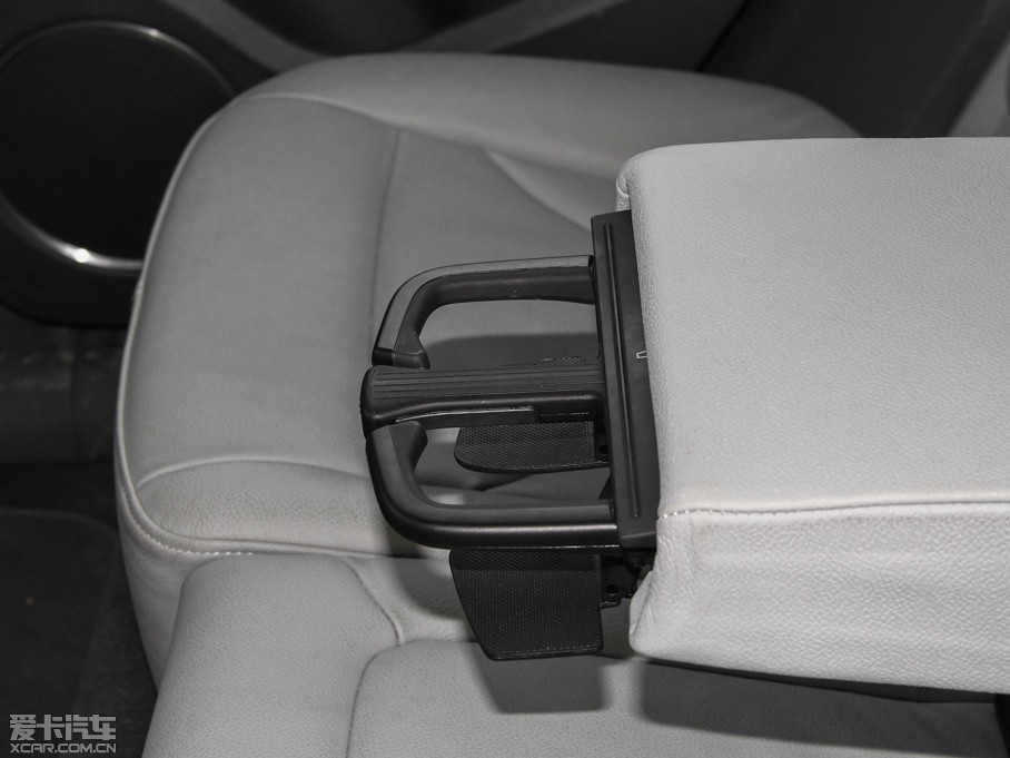 2013?yun)WQ5 40 TFSI m