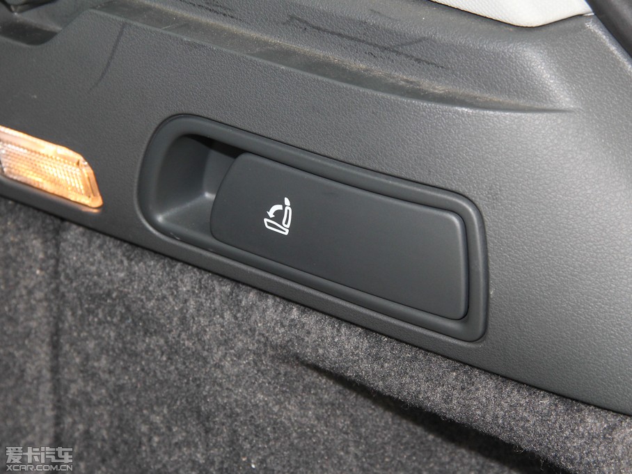 2013?yun)WQ5 40 TFSI m