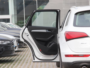 2013款40 TFSI 技术型 左后车门
