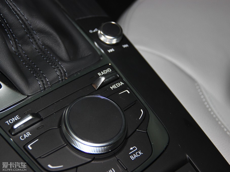 2014?yun)WA3 35 TFSI m