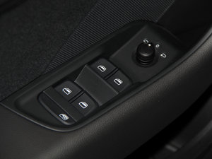 201435 TFSI r {܇ƅ^	