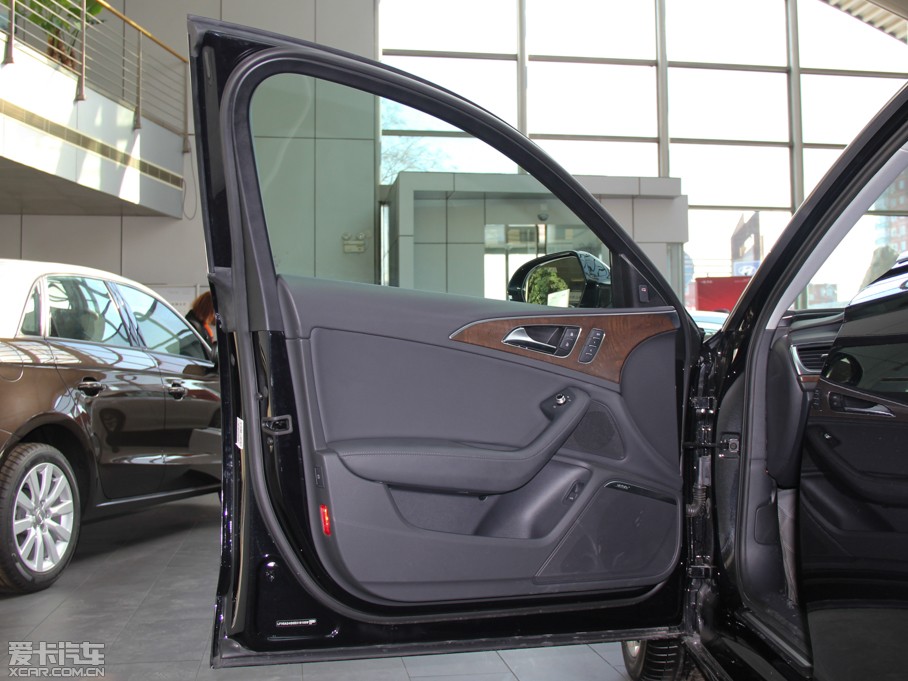 2012?yun)WA6L 35 FSI Ԅ(dng)(q)A