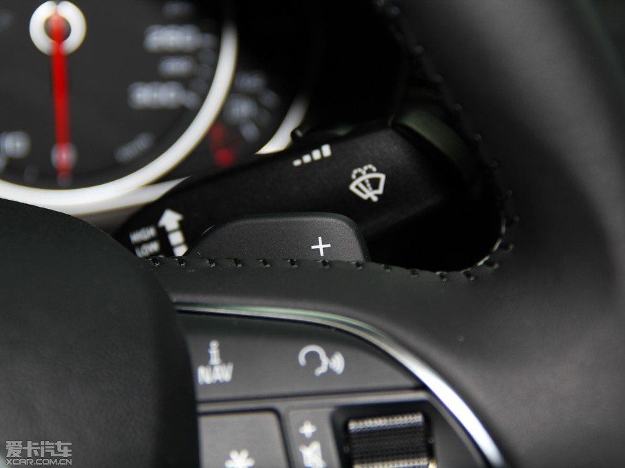 2012?yun)WA6L 35 FSI Ԅ(dng)(q)A