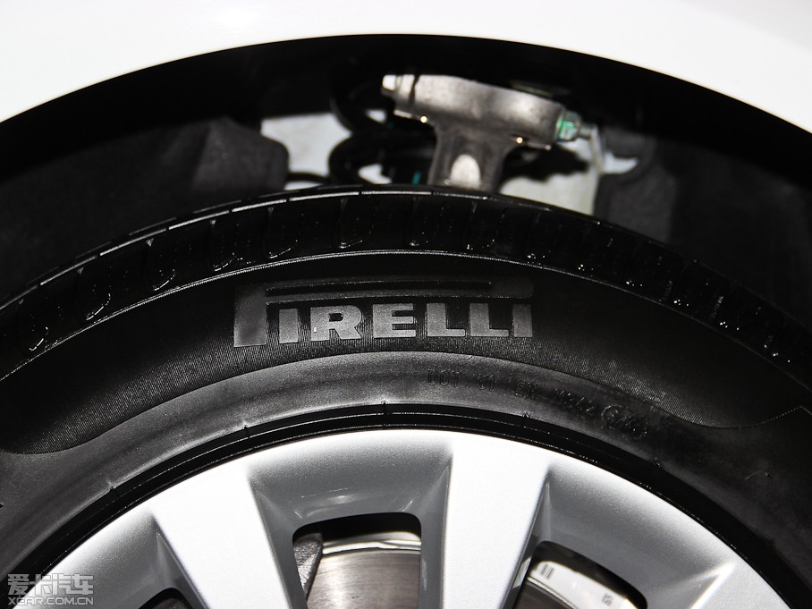 2014WA6L 30 FSI CVTm