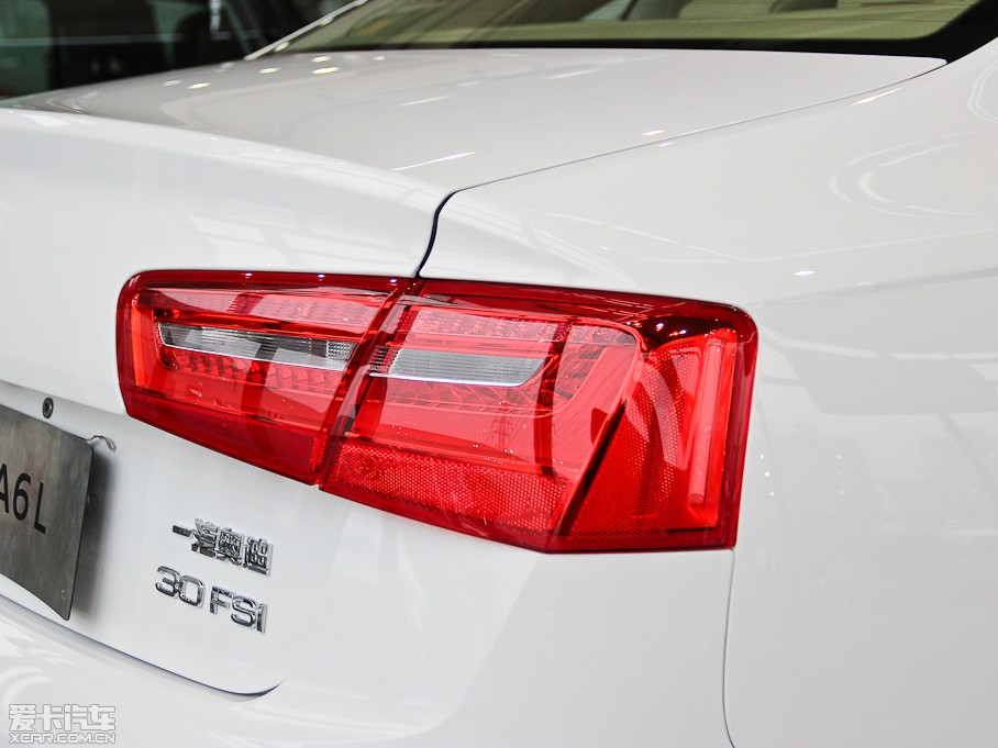 2014?yun)WA6L 30 FSI CVTm