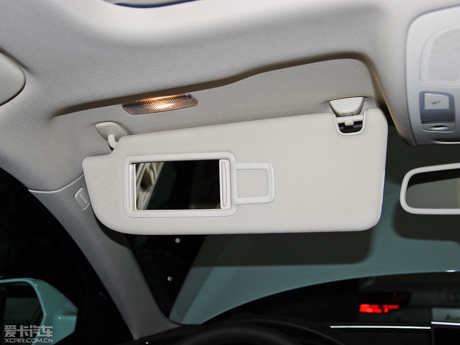 2014?yun)WA6L 30 FSI CVTm