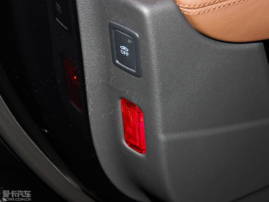 2014WA6L 35 FSI CVTm