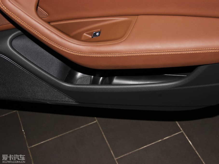 2014WA6L 35 FSI CVTm