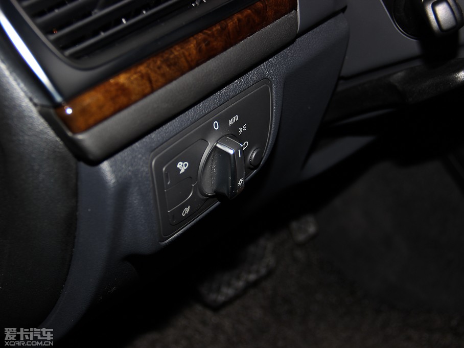 2014WA6L 35 FSI CVTm