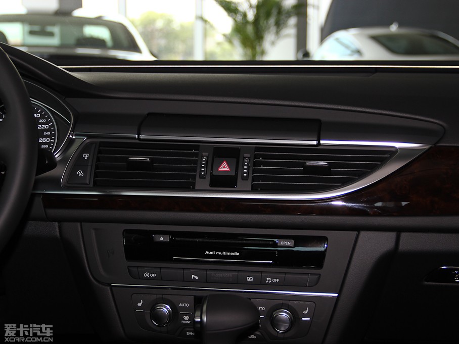 2014?yun)WA6L TFSI CVTm