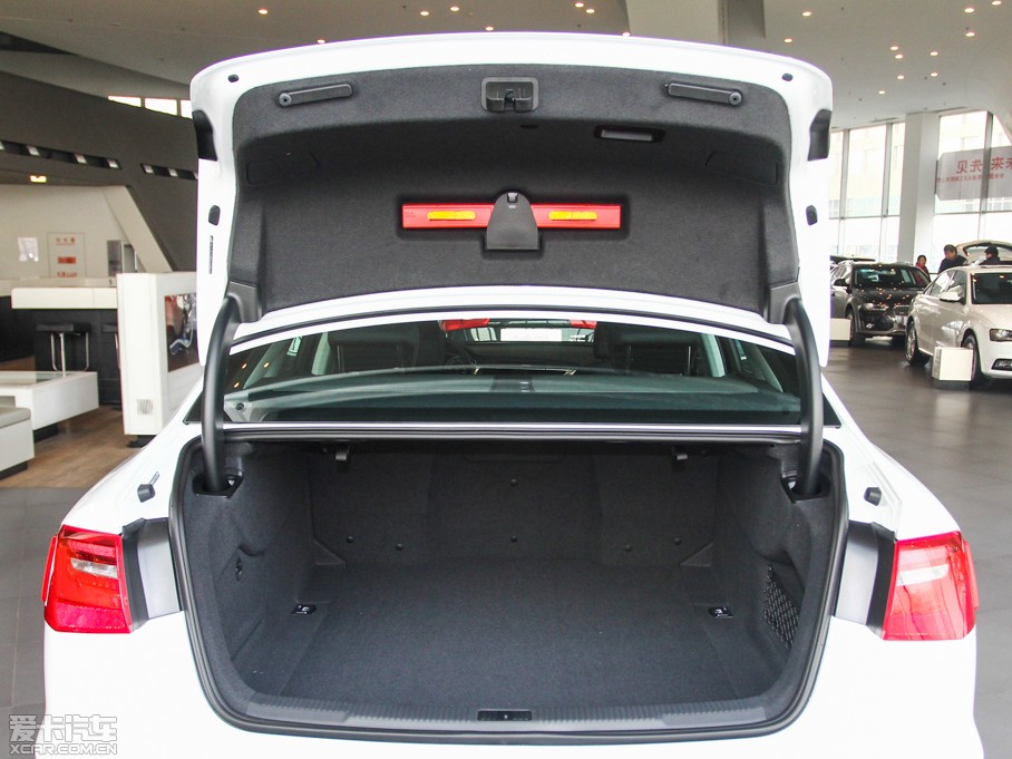 2014WA6L 30 FSI CVTg