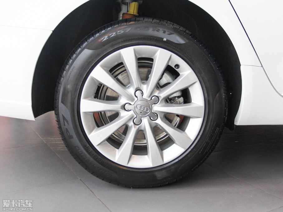 2014?yun)WA6L 30 FSI CVTg(sh)