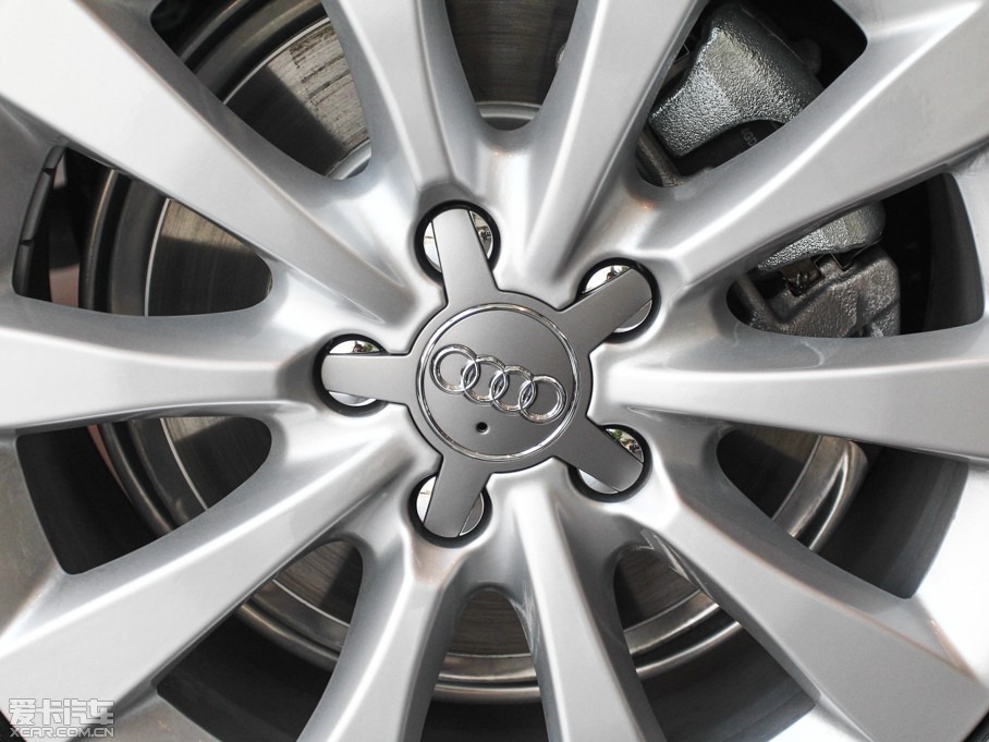 2014?yun)WA6L 30 FSI CVTg(sh)