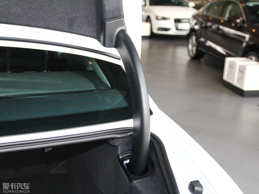 2014?yun)WA6L 30 FSI CVTg(sh)