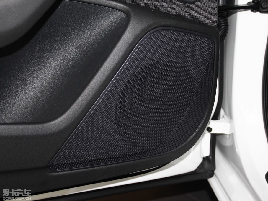 2014WA6L 30 FSI CVTg