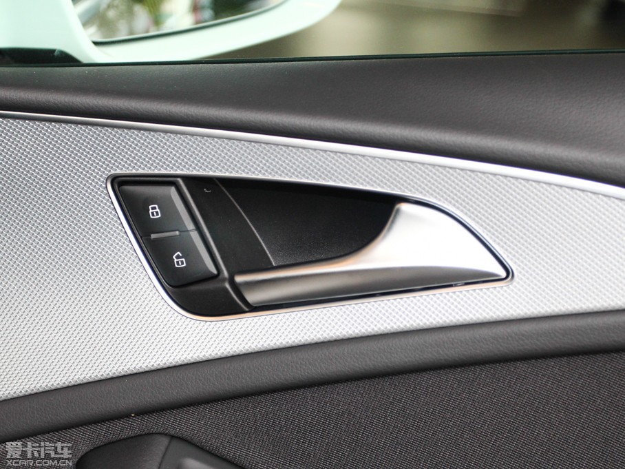 2014WA6L 30 FSI CVTg(sh)