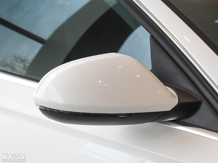 2014WA6L 30 FSI CVTg