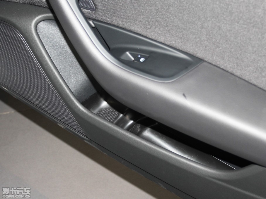 2014?yun)WA6L 30 FSI CVTg(sh)