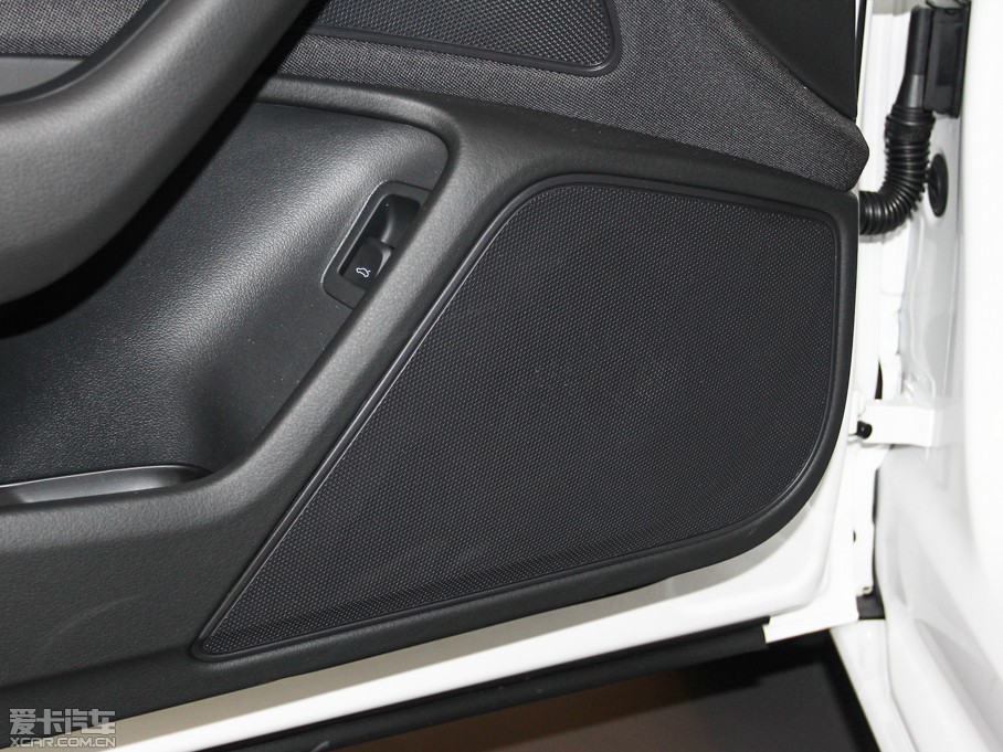 2014WA6L 30 FSI CVTg