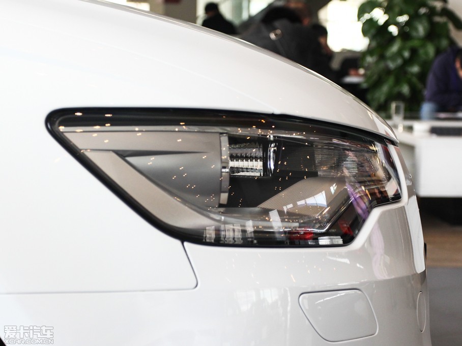 2014WA6L 30 FSI CVTg